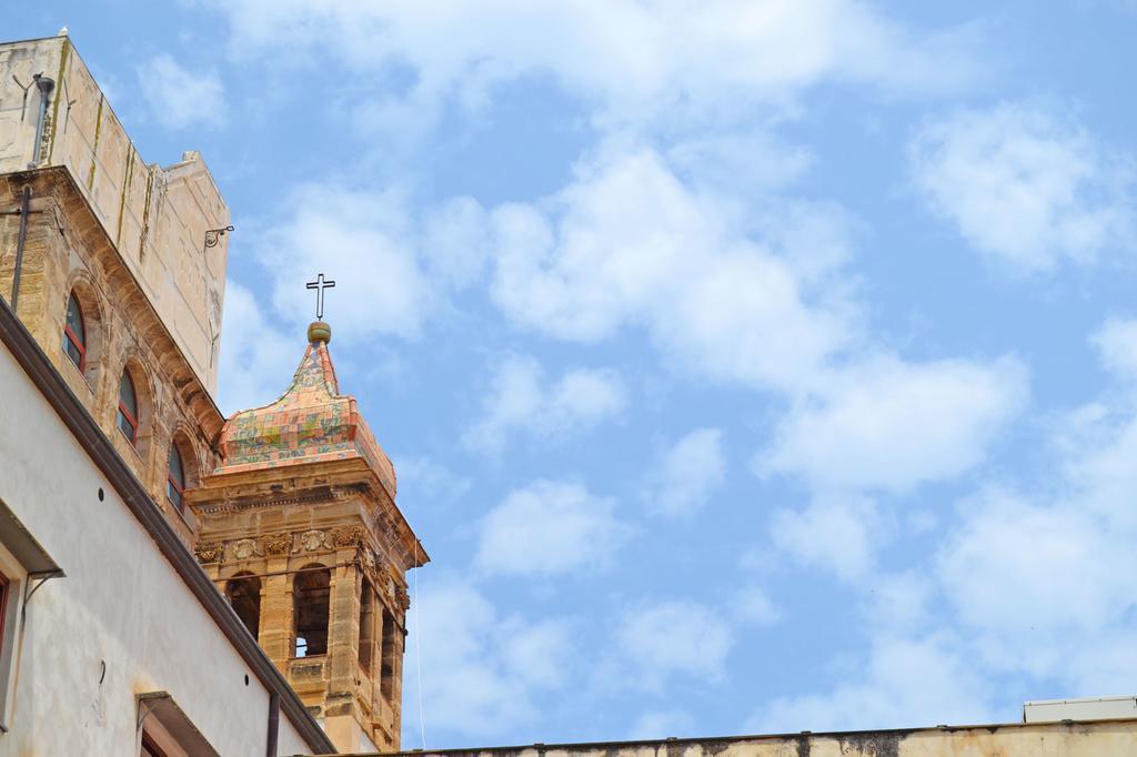 Bed and Breakfast Bed And Book Giusino Palermo Exterior foto